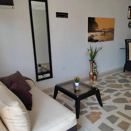Alojamiento entero: casa amplia, patio acogedor Ríohacha Exterior foto