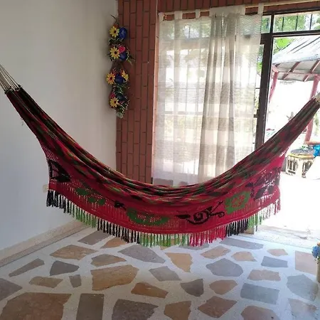 Alojamiento entero: casa amplia, patio acogedor Ríohacha Exterior foto