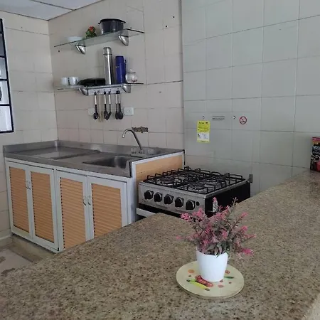 Alojamiento entero: casa amplia, patio acogedor Ríohacha Exterior foto